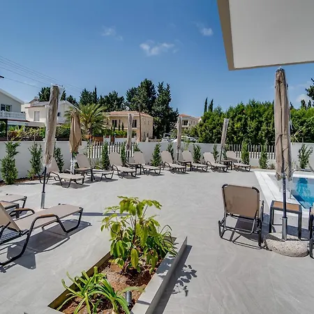 Adolina Two Bedroom 301 By Ezoria *